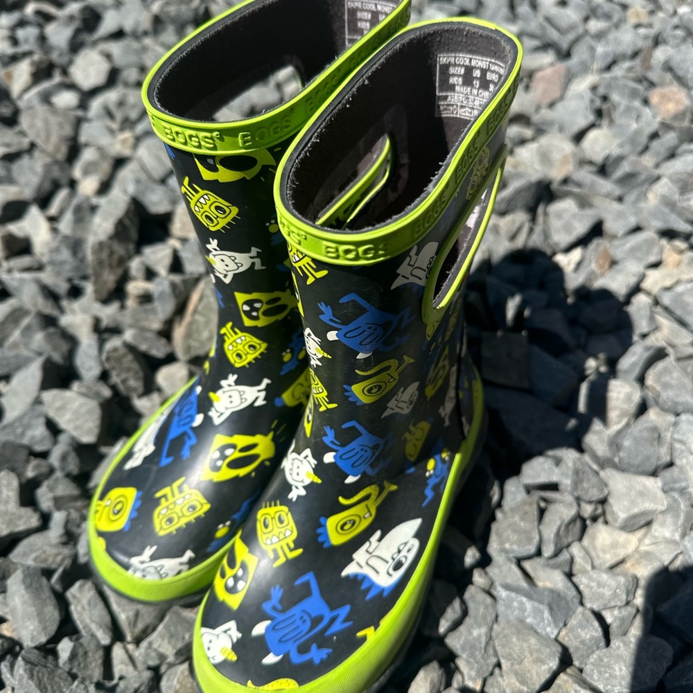 Bogs Green and Blue Dinosaur Rain Boots